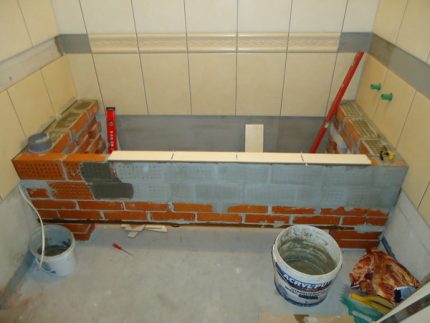 Brick bathtub frame