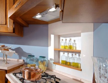 Built-in cooker hood over gas stove