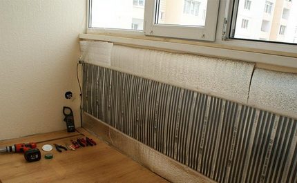 Wall mounted infrared heaters