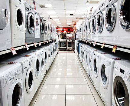 Machines à laver dans le magasin