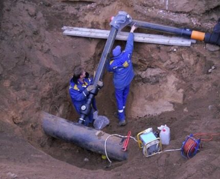 Installation of a parallel gas line