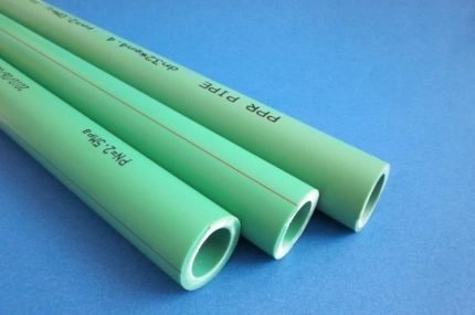 Reinforced polypropylene pipes