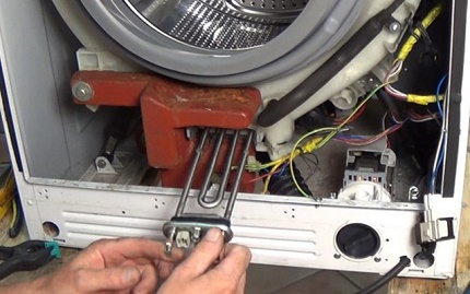 Reparatie van een wasmachine Atlant