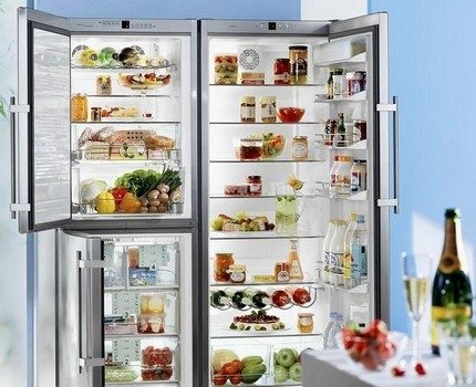 Хладилник с две врати