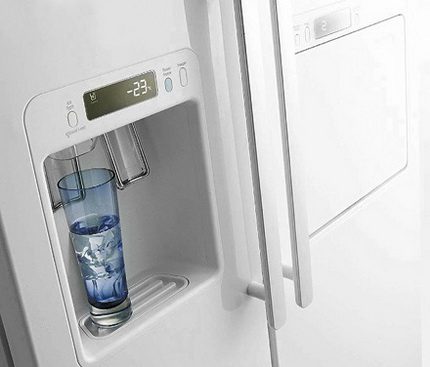 Eismaschine für Kühlschrank