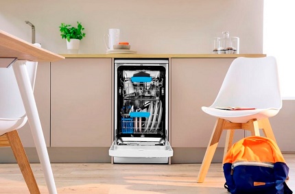 Quiet operation of the dishwasher Indesit