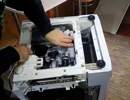 Vattensensorn i diskmaskinen: typer, enhet, hur man ska kontrollera + reparera