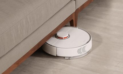 Robot vacuum cleaner under furniture