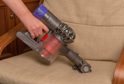 Vacuum cleaner Dyson v6
