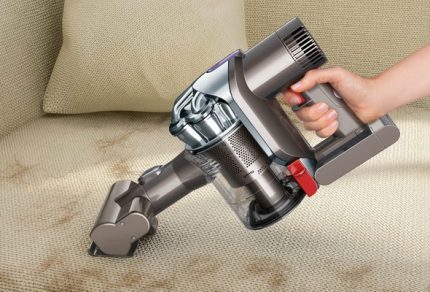 Vacuum cleaner easily copes with wool