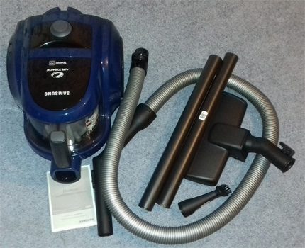 Vacuum cleaner accessories set