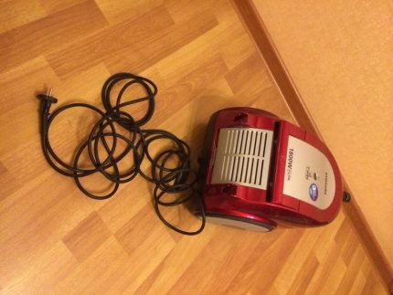 Problems with automatic winding of the cord of the vacuum cleaner