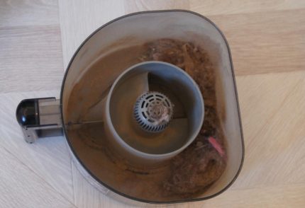 Appearance of a dirty dust collector