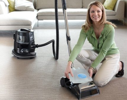 The washing vacuum cleaner in an interior