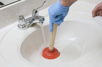 Plunger for sewer