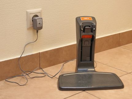 Charging station and storage