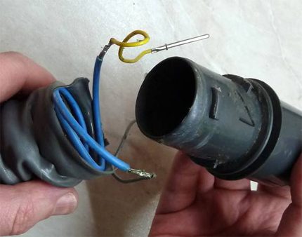 Hose with wires