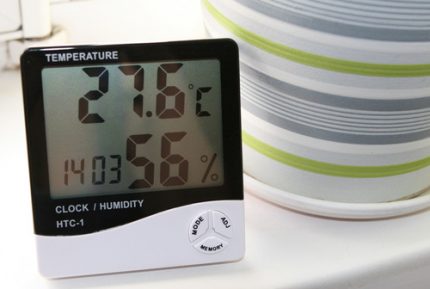 Modern air humidity meter