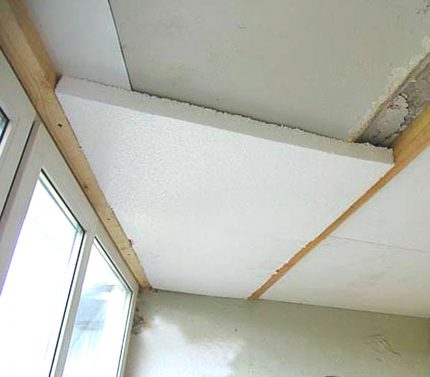 Loggia ceiling insulation
