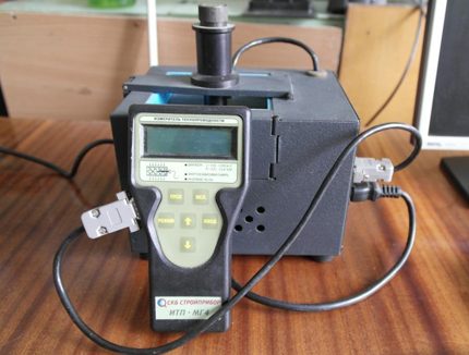 Thermal conductivity meter