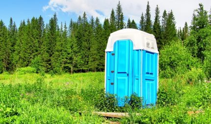 Toilet cabin