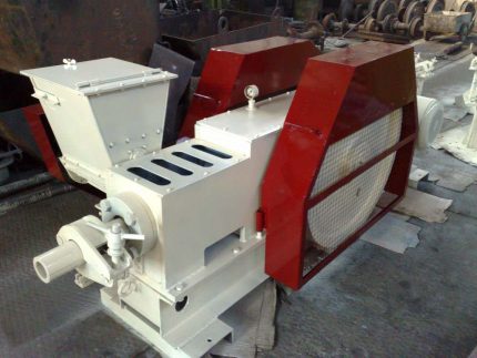 Machine de presse d'usine