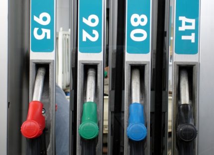 TST gasolina y combustible diesel