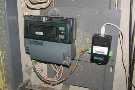 Two-tariff electric meter Mercury
