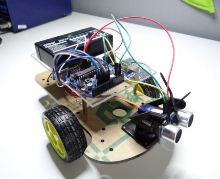 Robot založený na Arduino