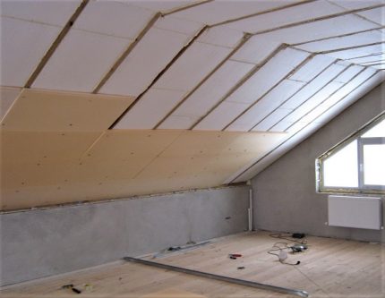 PIR-paneler på loftet
