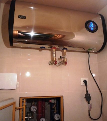 Dujiniai ir elektriniai vandens šildytuvai