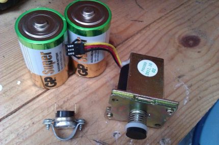 Speaker batteries