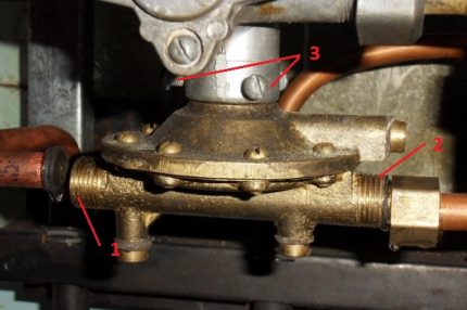 Демонтиране на зъбното колело на газовата колона