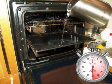 Cocer al vapor la rejilla en el horno