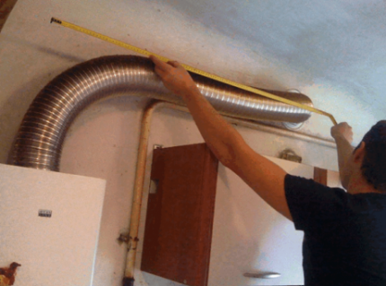 Exhaust pipe for water heater