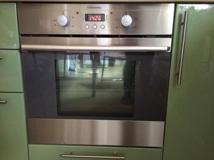 Convection gas oven