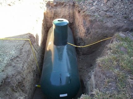 Instalación de un tanque de gas en una cabaña de verano.