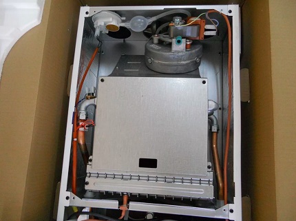 Gas boiler without front panel