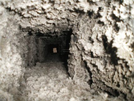 Mud in the ventilation duct of an apartment building