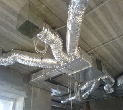 Insulated air ducts