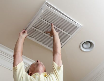 Removing the ventilation grill