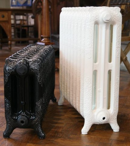 Különböző méretű öntöttvas radiátorok