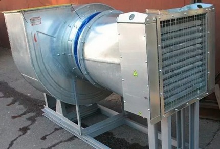 Unidad de tratamiento de aire con calentador de aire.