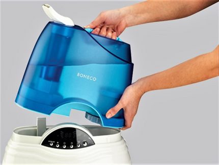 Humidifier water tank