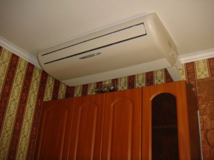 Luftkonditionering i taket