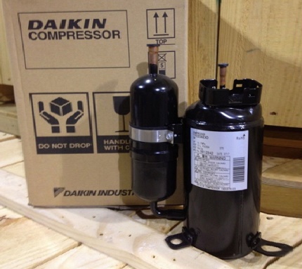 Air conditioning compressor Daikin