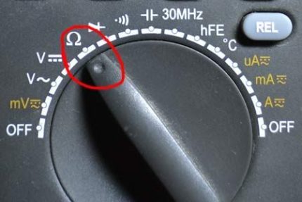 Medida de resistencia de sensores de temperatura del acondicionador
