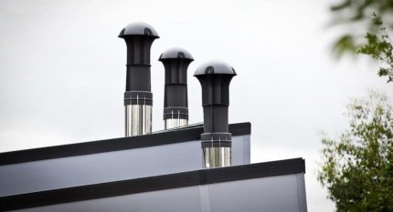 Tubs de ventilació del terrat