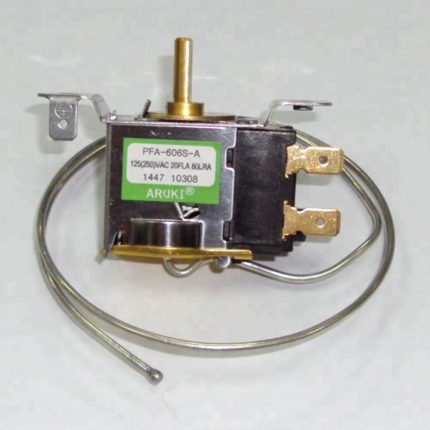 Air conditioner thermostat