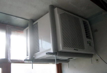 Luftkonditionering i taket